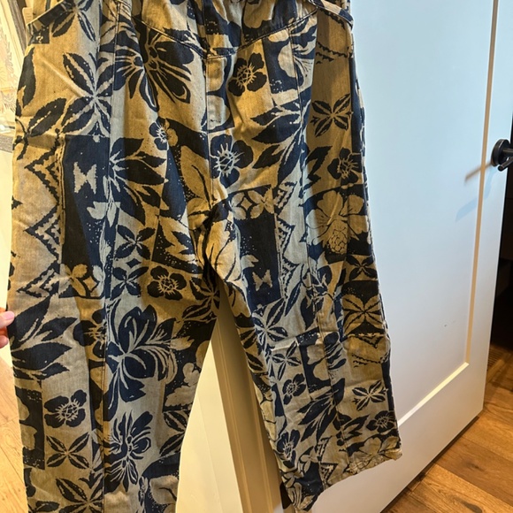 Free People - We The Free Mirage Printed Pull-On Jeans, color: Fleurie - Picture 4 of 10